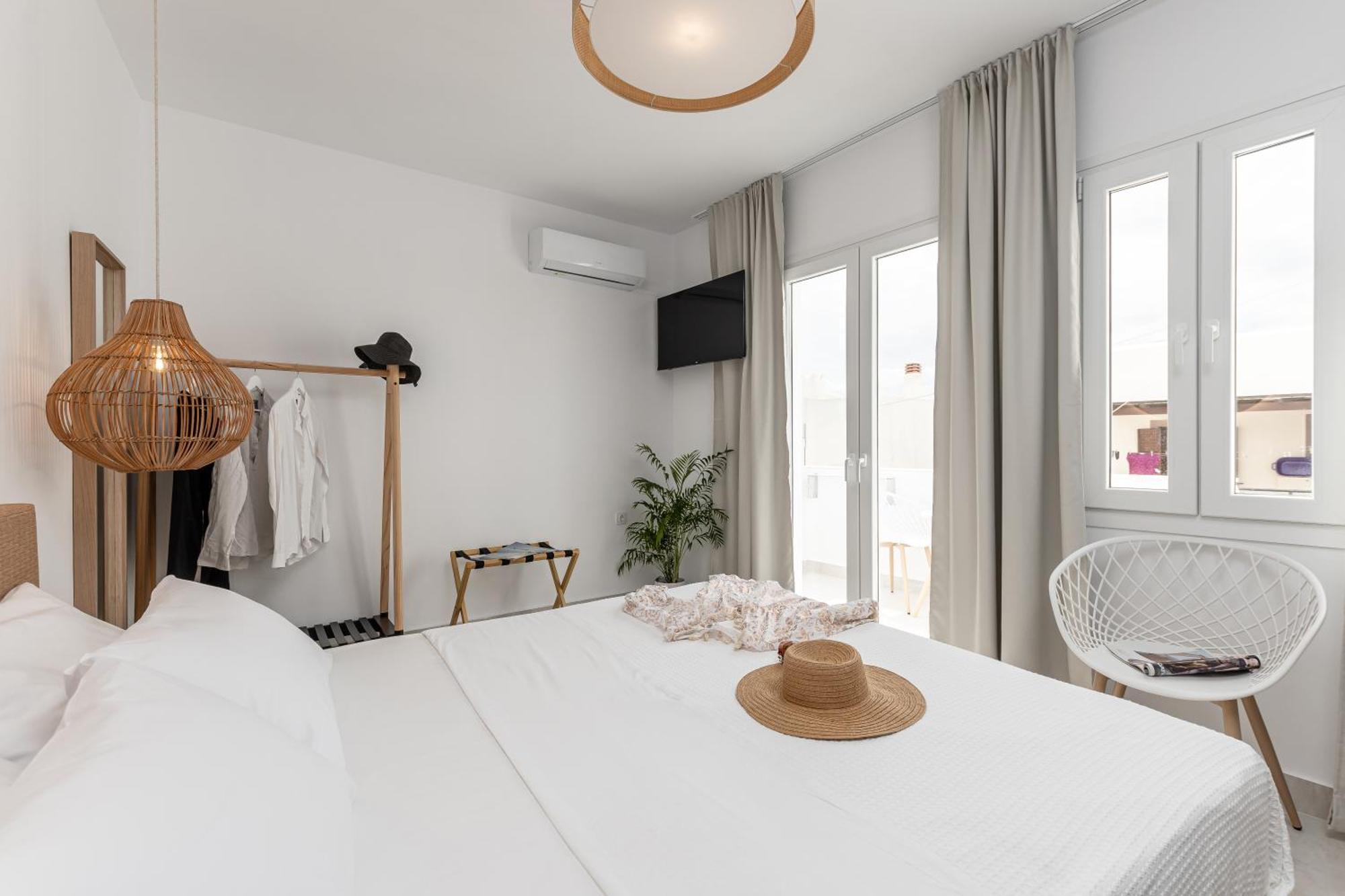 Golden Bird'S Aparthotel Naxos City Bagian luar foto