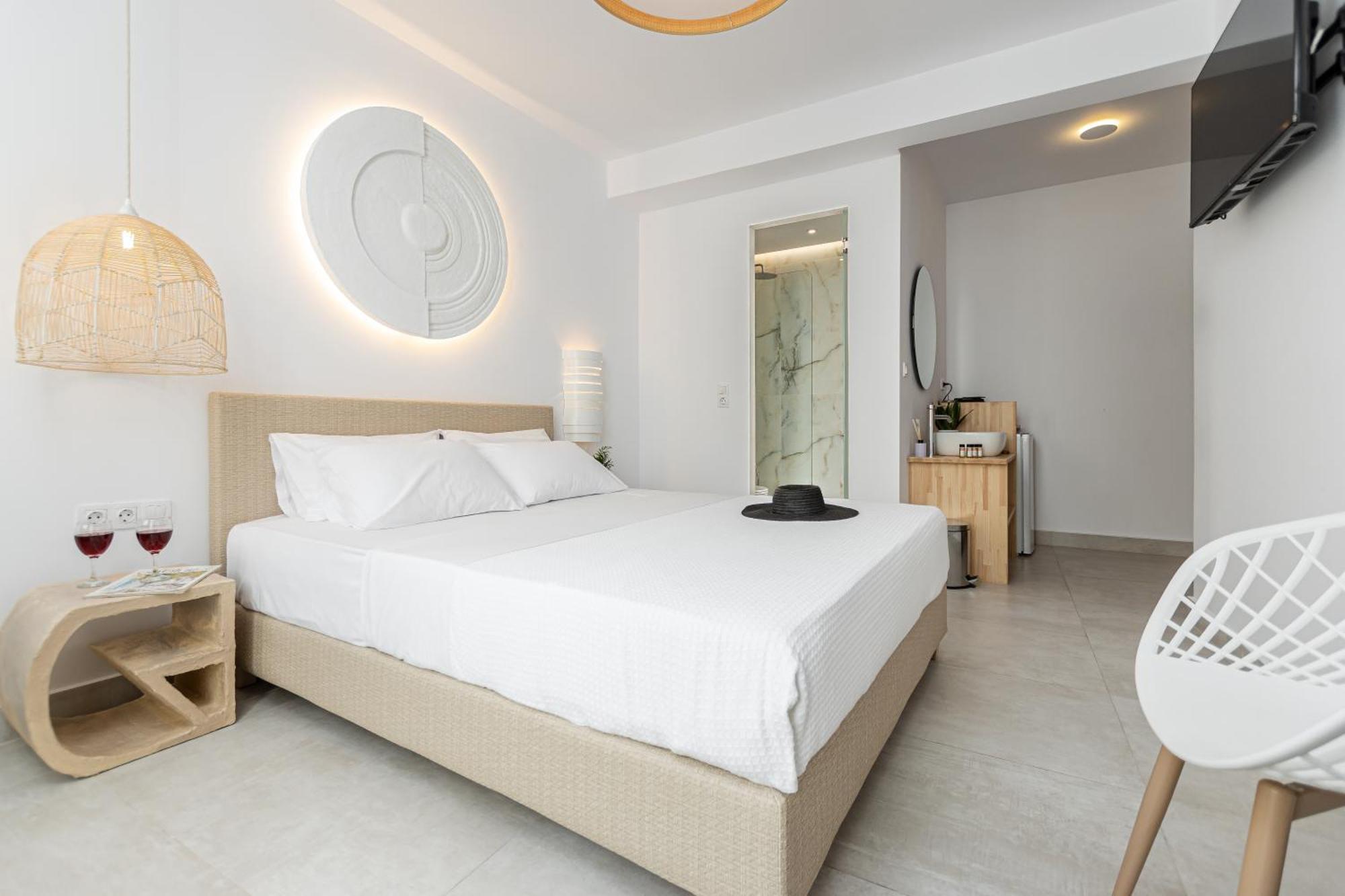 Golden Bird'S Aparthotel Naxos City Bagian luar foto