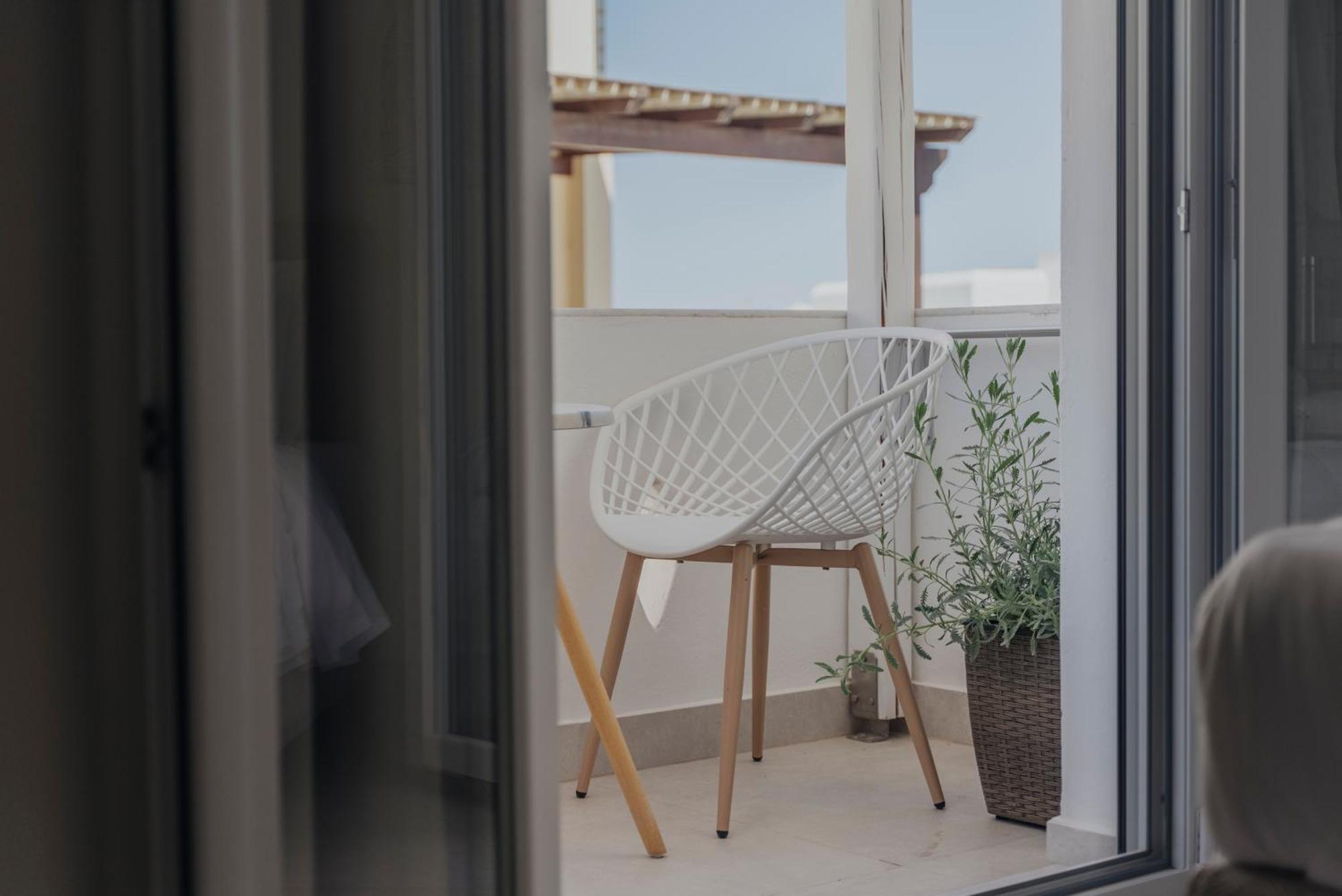 Golden Bird'S Aparthotel Naxos City Bagian luar foto