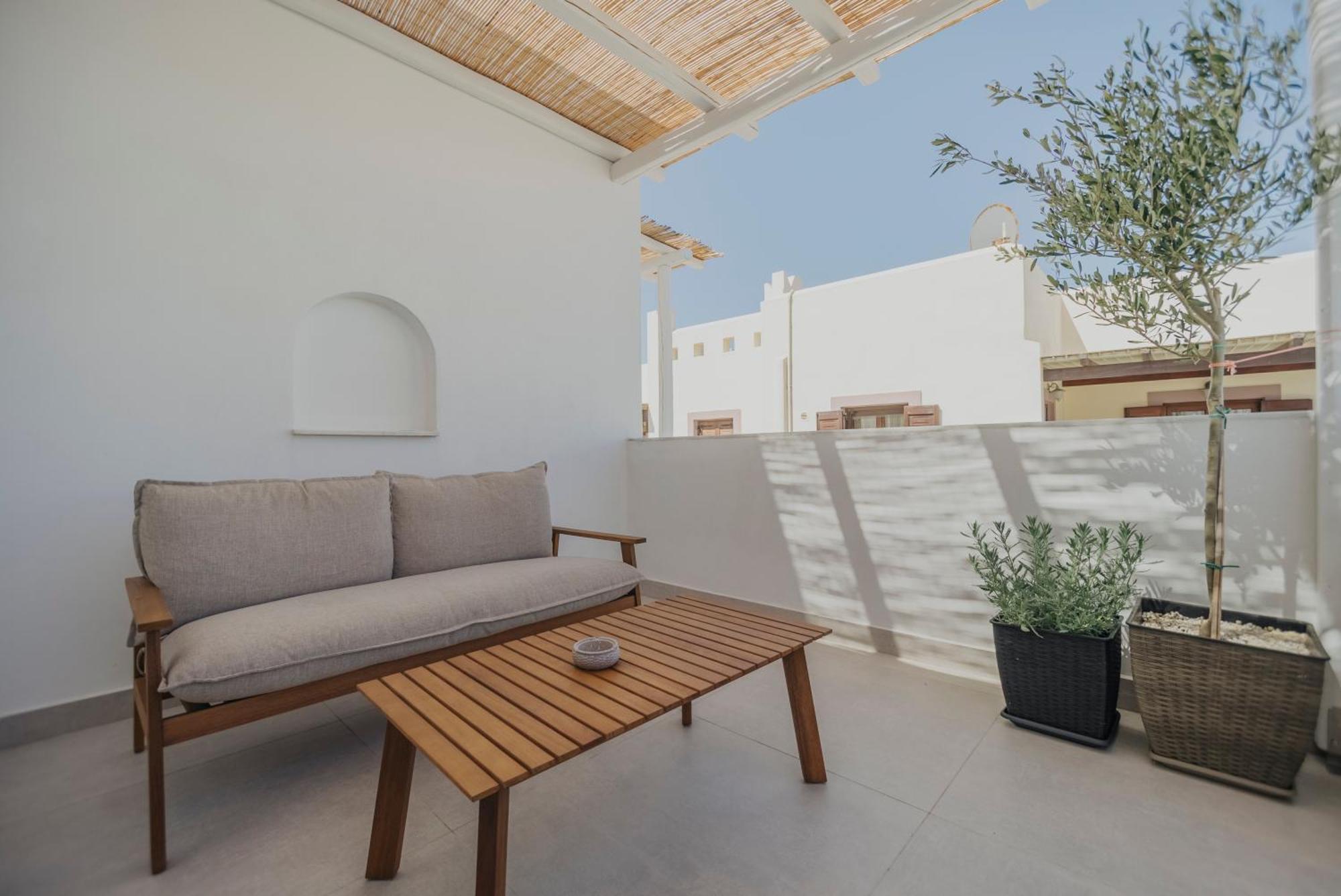 Golden Bird'S Aparthotel Naxos City Bagian luar foto