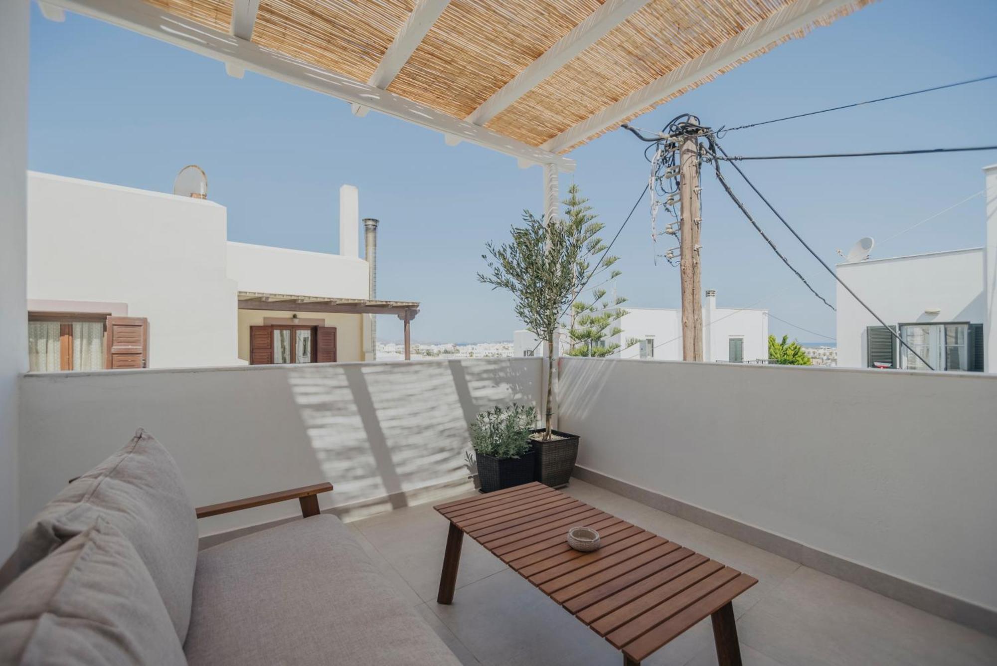 Golden Bird'S Aparthotel Naxos City Bagian luar foto