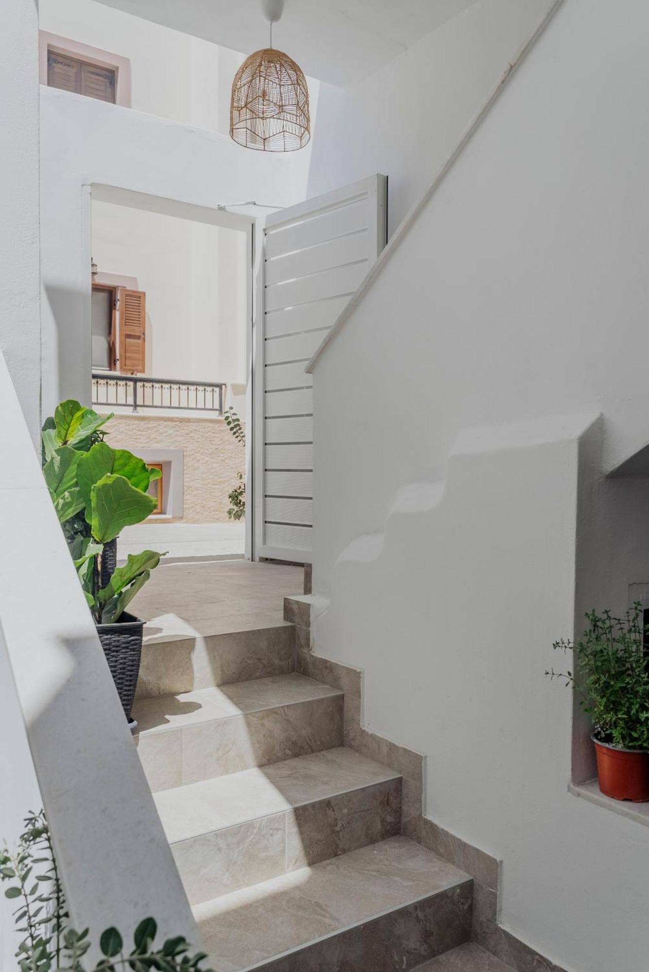Golden Bird'S Aparthotel Naxos City Bagian luar foto